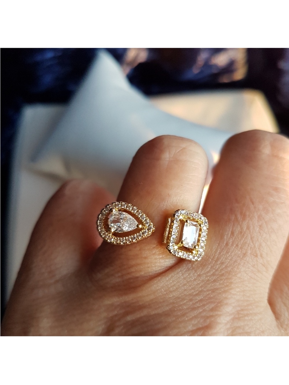 Swarovski Elements Yellow Gold Plated Open Contemporary Ring NEW - Picture 4 of 13